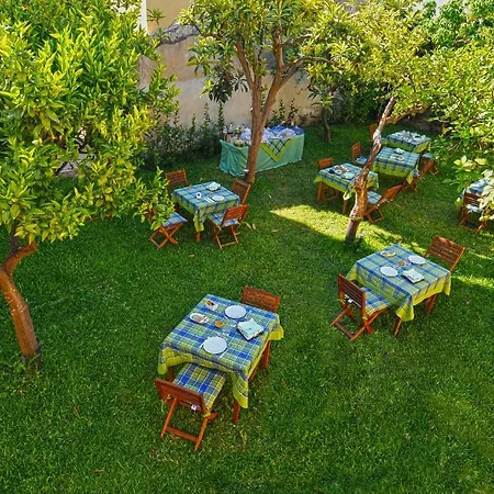 Il Giardino Del Barocco Bed & Breakfast Noto